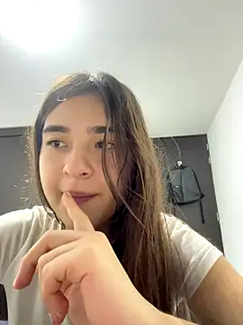 Valentina_ro live sex cam