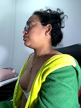 angela_angels_'s cam snapshot