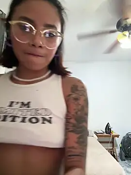 Mia-miauuuuu's web cam