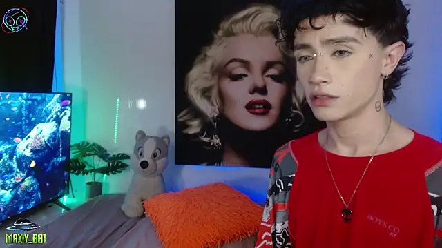 maxiy_001 live sex cam