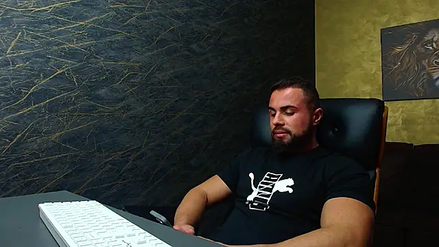 HayesWood's cam snapshot