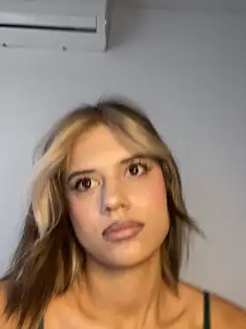 AishaKali's cam snapshot