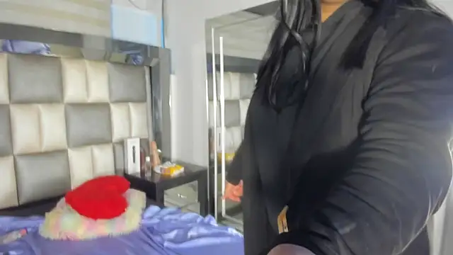 abbiecollins_js's cam snapshot