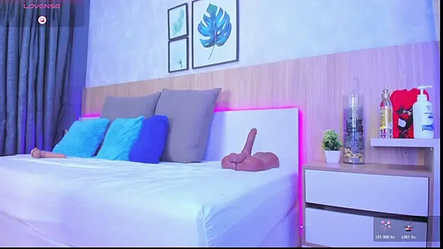 Alanna-Hank's cam snapshot