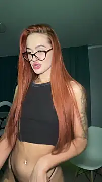 LittleFox___'s cam snapshot