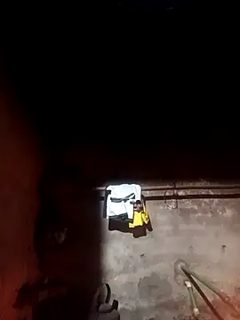 YAYAA-502's cam snapshot