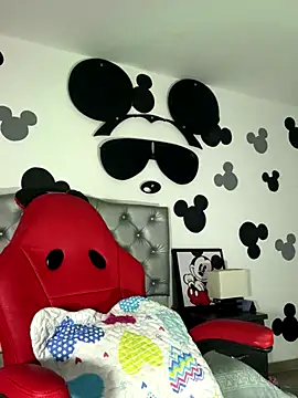 _vaiolet_owo's cam snapshot