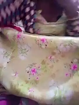 aunty_sumy live sex cam