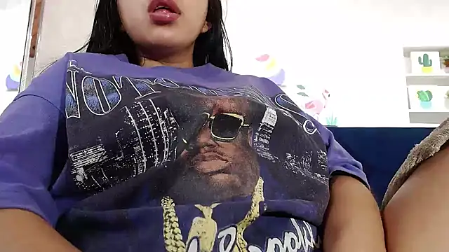 CarolineBrunx's cam snapshot