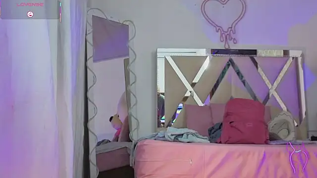 Laylafoxy_tay's cam snapshot