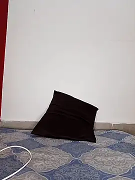 meenu_baby's cam snapshot