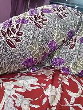 hyd_couple7878's cam snapshot