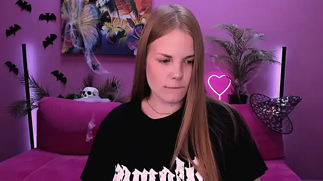 holy_kitty live sex cam