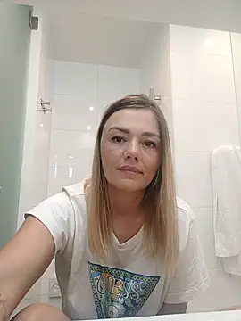 KrissSexi's cam snapshot