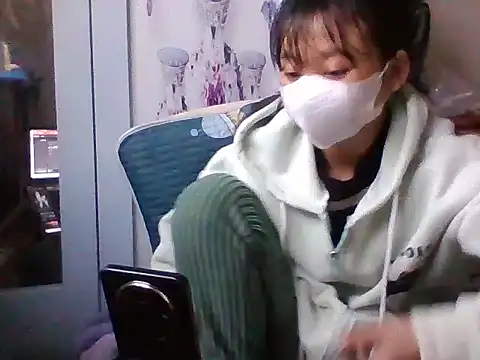 Mainay0033's cam snapshot