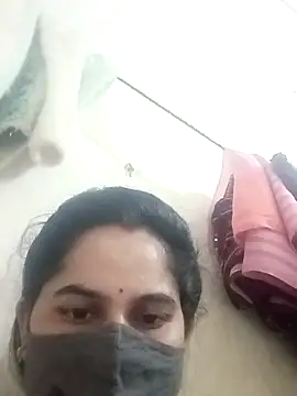 JULEE-740's cam snapshot