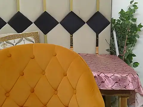 Its-ishikaa's cam snapshot