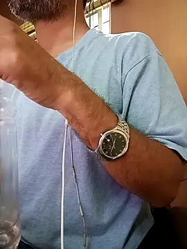 daddy_lip's cam snapshot