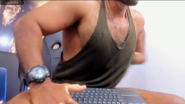 Big_furry_bear13 live sex cam