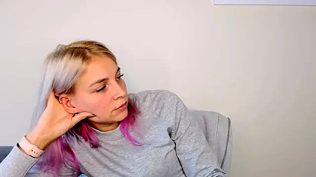 FoxyKathryn's cam snapshot