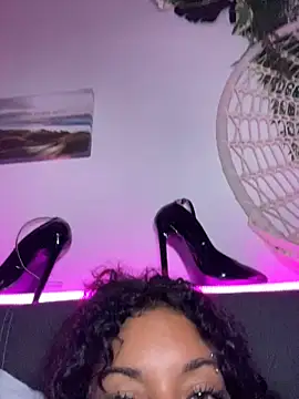 AlyssaHottv_ live sex cam