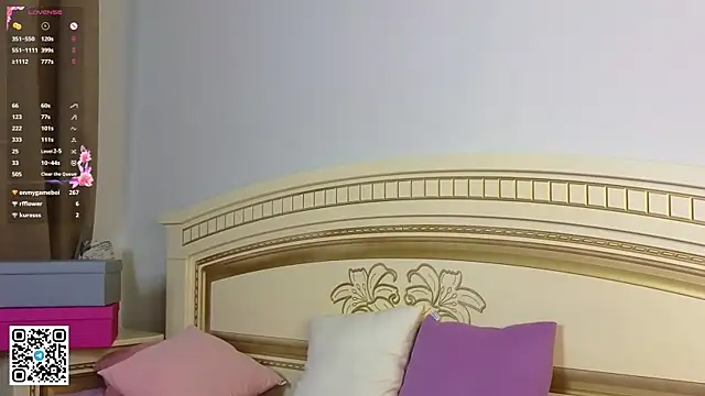 JasminDoroti's cam snapshot