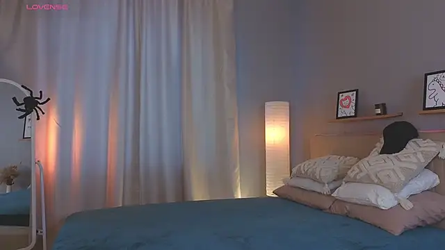 LollaStich's cam snapshot