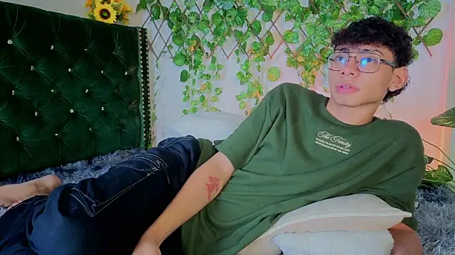 Daviid_laidd live sex cam