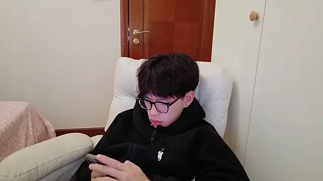 hangzi-0011's cam snapshot