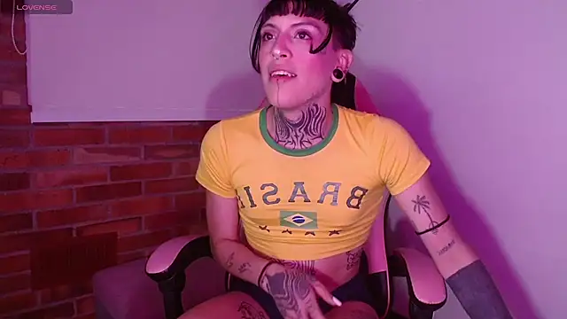 charlotbelucci_ live sex cam