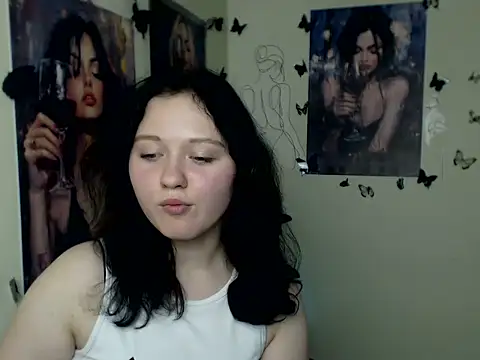 LadyAlice_'s cam snapshot