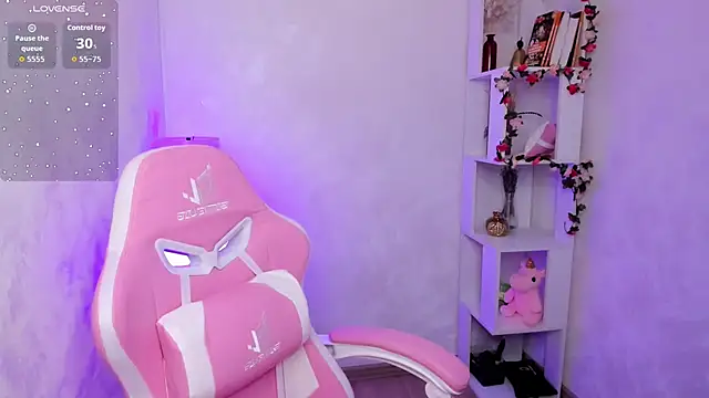 KristineBeauty live sex cam