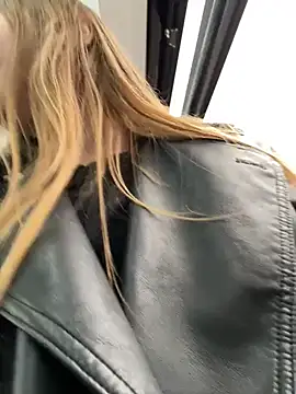 Sunny___Bunny's cam snapshot