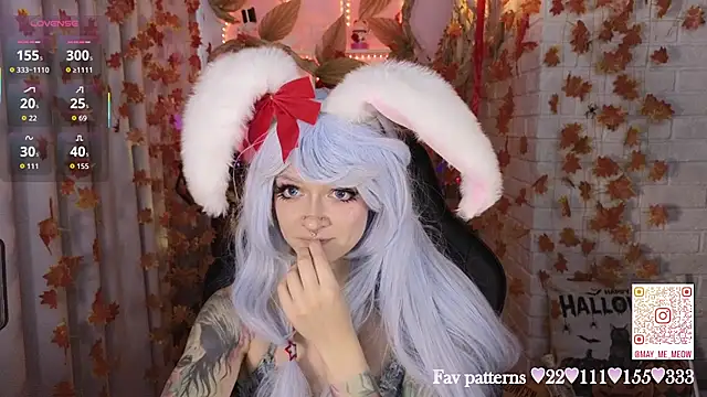 Mee-Meow's cam snapshot