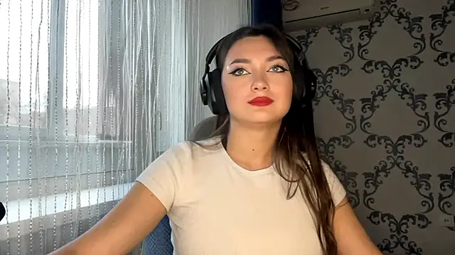 TwotyBright's cam snapshot