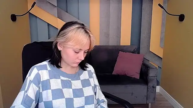 MilaMild's cam snapshot