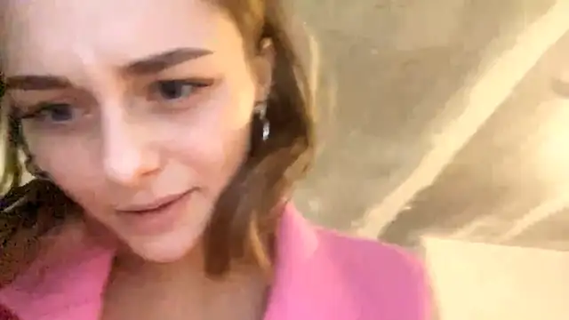 GeralynChiszar's cam snapshot