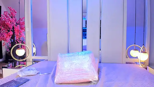 Ameliatrevicott's cam snapshot