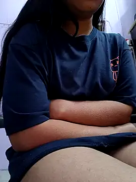 Harleen_kaurr's cam snapshot