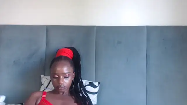 Jah-Queen's cam snapshot