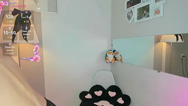 DianaBBurn's cam snapshot