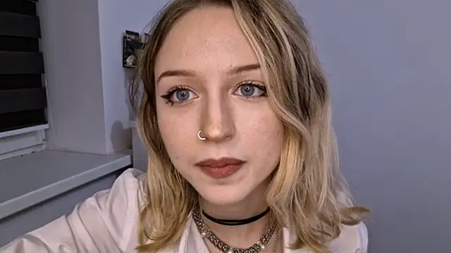 SilvanaKelson's cam snapshot