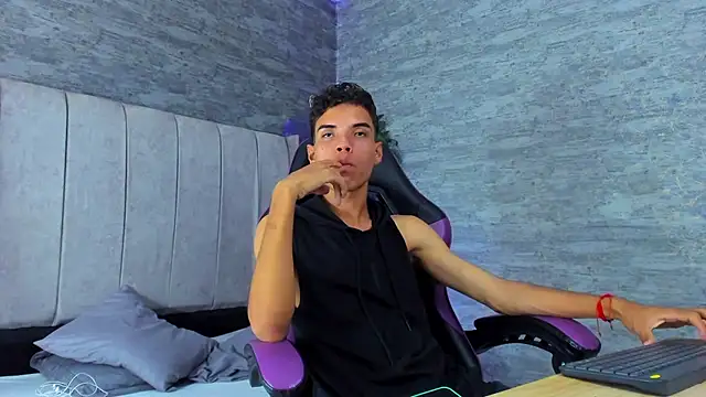 jhojan_foxxx_ live sex cam