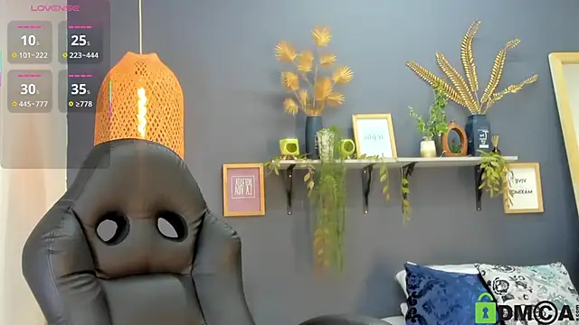 yessila_parker's cam snapshot