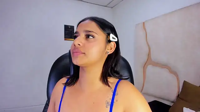 ScarletDoll's cam snapshot