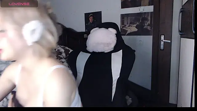 candy_cola's cam snapshot