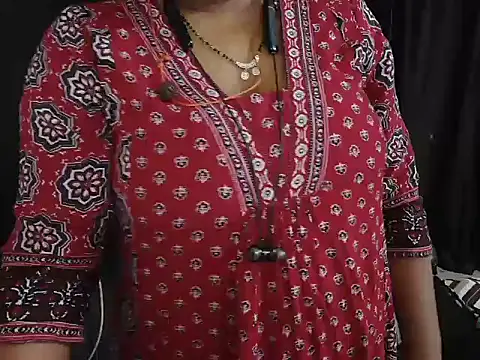 bold_naina's cam snapshot