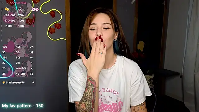 Miss_Fortuna's cam snapshot