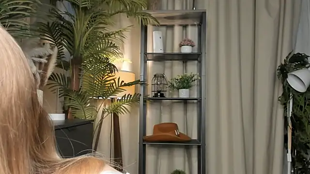 ChinBonnell's cam snapshot