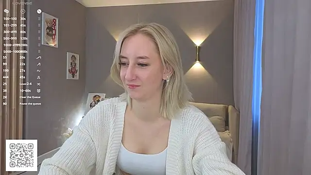 JodeeThu's cam snapshot